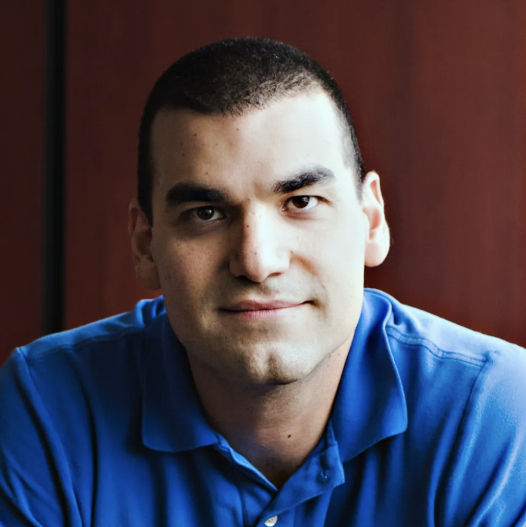 Portrait of Dr. Farnoud Kazemzadeh